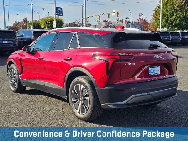 Used 2024 Chevrolet Blazer EV LT AWD/4WD image 3