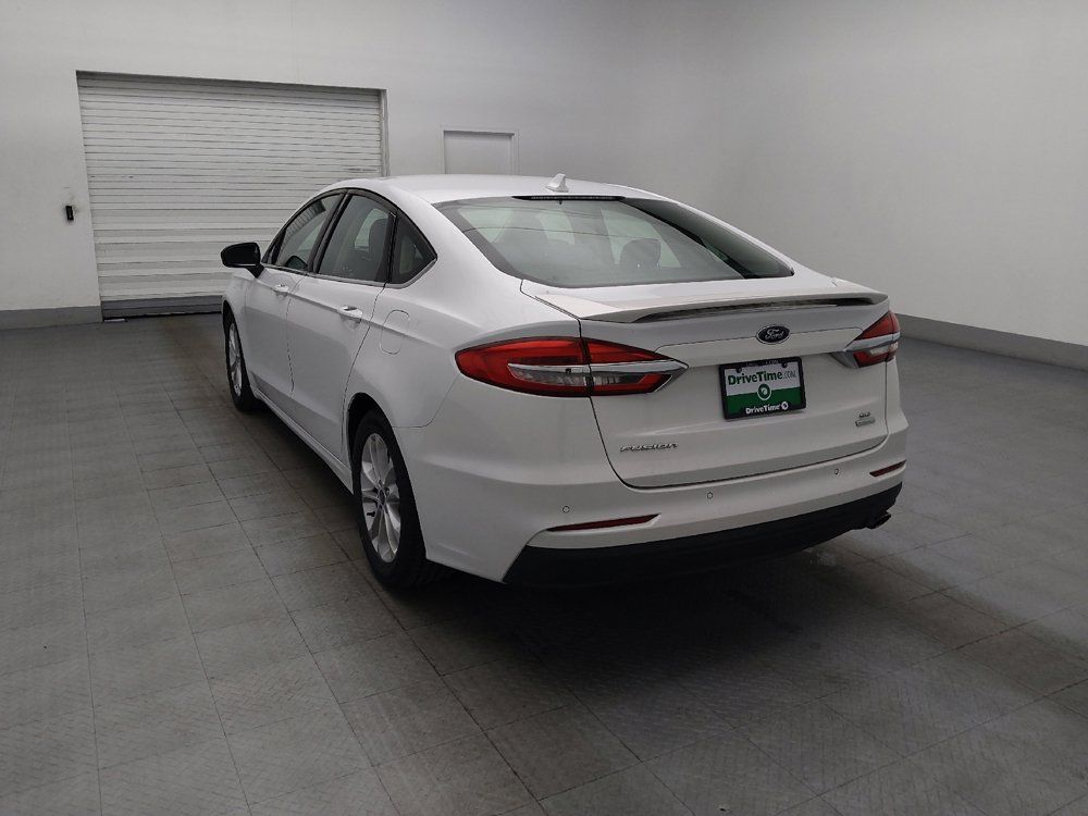 Used 2020 Ford Fusion SE FWD image 5