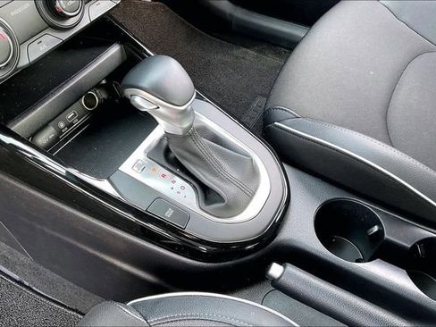 Used 2021 Kia Forte GT-Line image 13