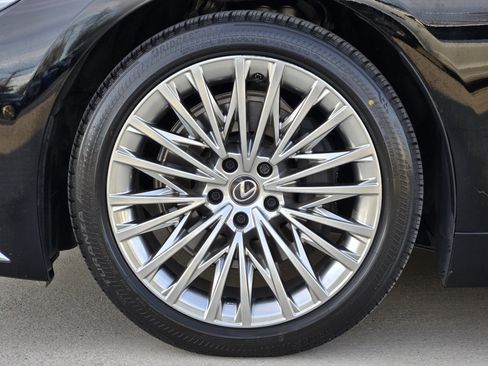 Used 2024 Lexus LS 500 image 13