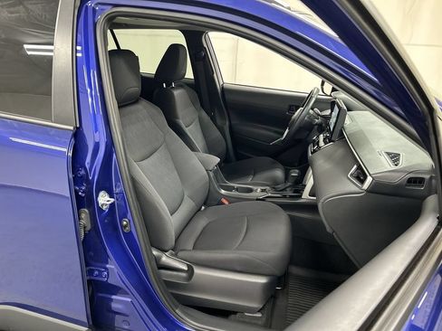 Used 2024 Toyota Corolla Cross LE w/ Moonroof Package AWD/4WD image 23