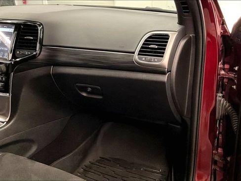 Used 2020 Jeep Grand Cherokee Altitude AWD/4WD image 19