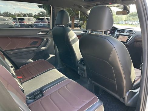 Used 2024 Volkswagen Tiguan SEL R-Line image 50