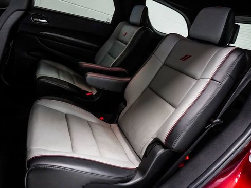 Used 2023 Dodge Durango R/T w/ Tow 'N Go Package AWD/4WD image 9