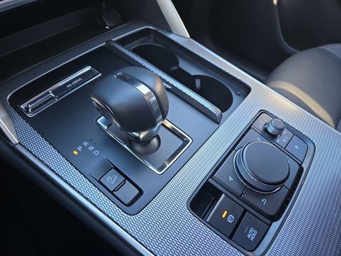 Used 2025 MAZDA CX-70 3.3 Turbo w/ Premium Package image 19