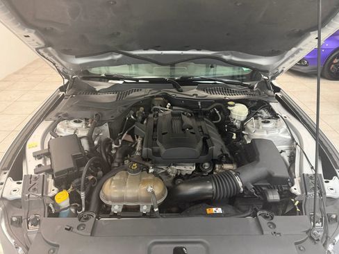 Used 2015 Ford Mustang Coupe image 26