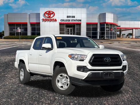 Used 2023 Toyota Tacoma SR image 1