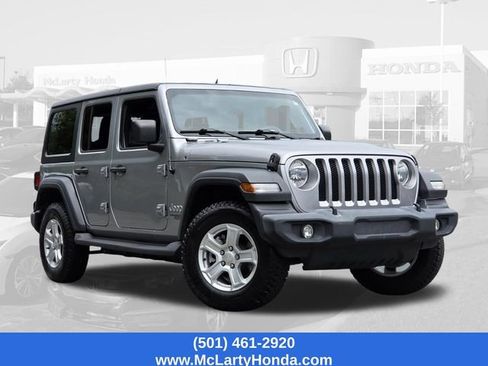 Used 2018 Jeep Wrangler Unlimited Sport S AWD/4WD image 21