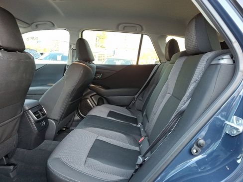 Certified 2023 Subaru Outback Premium image 10