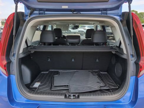 Used 2022 Kia Soul Turbo FWD image 6