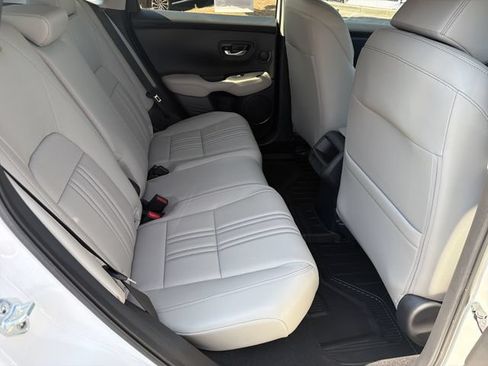 Used 2026 Honda HR-V EX-L image 17