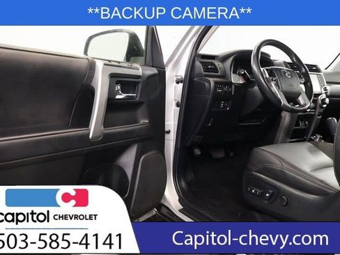 Used 2024 Toyota 4Runner SR5 Premium image 7