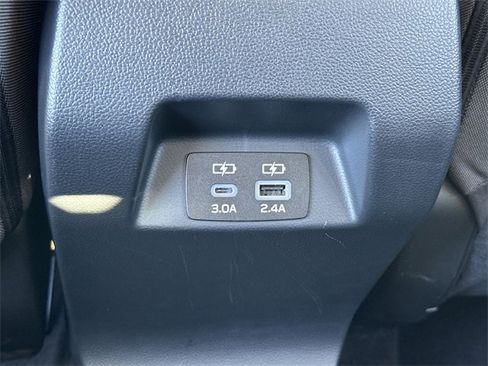 Certified 2025 Subaru Crosstrek 2.0i Premium image 11