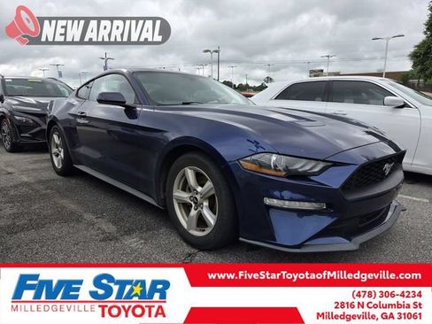 Used 2019 Ford Mustang Coupe RWD image 1