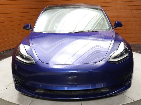 Used 2022 Tesla Model 3 Long Range image 2