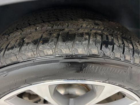 Used 2019 BMW X5 xDrive50i w/ Off-Road Package image 33