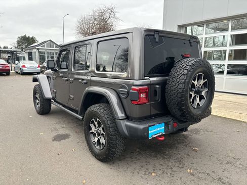 Used 2021 Jeep Wrangler Unlimited Rubicon image 3