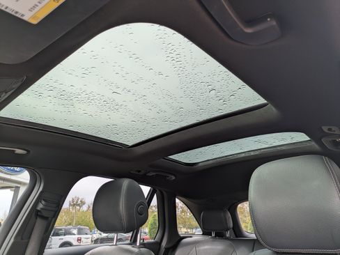 Used 2018 Mercedes-Benz GLC 300 image 22