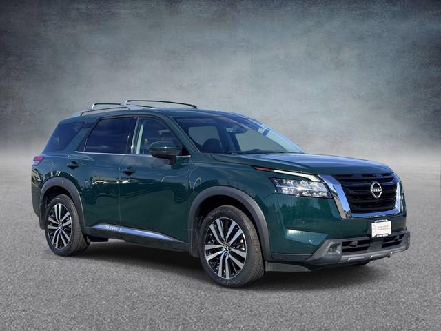 Used 2023 Nissan Pathfinder Platinum AWD/4WD image 1