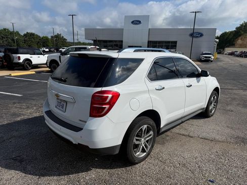 Used 2017 Chevrolet Equinox Premier w/ Enhanced Convenience Package FWD image 3