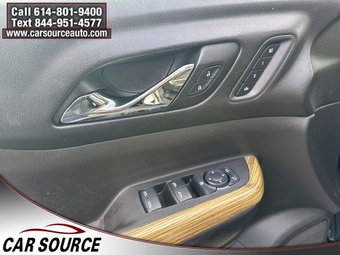 Used 2017 GMC Acadia Denali image 15