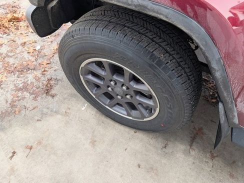 Used 2022 Jeep Gladiator Overland w/ LED Lighting Group image 8