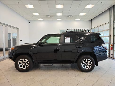 Used 2024 Toyota 4Runner TRD Off-Road Premium w/ Off Road Premium Plus Package AWD/4WD image 16