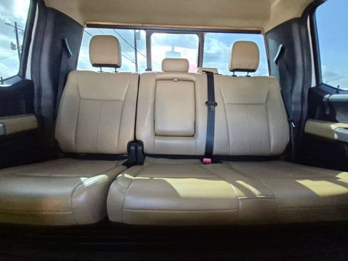 Used 2022 Ford F250 Lariat w/ Lariat Ultimate Package AWD/4WD image 5