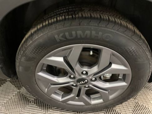 Certified 2024 Kia Seltos S image 26