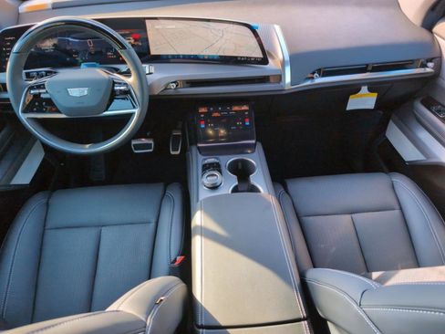 New 2026 Cadillac Vistiq Luxury image 26