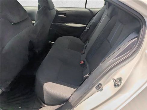 Used 2022 Toyota Corolla SE FWD image 16