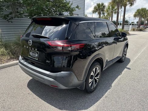 Used 2021 Nissan Rogue SV FWD image 6