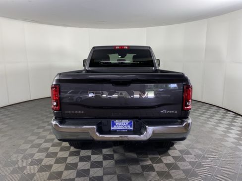 Used 2026 RAM 2500 Big Horn AWD/4WD image 7