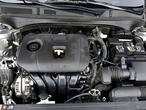 Certified 2023 Kia Forte LXS image 27