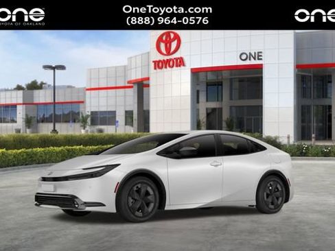 New 2026 Toyota Prius LE image 3