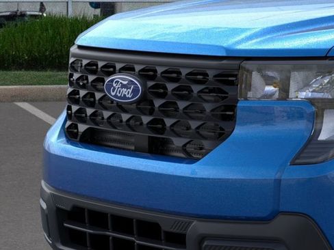 New 2026 Ford Maverick XL image 18