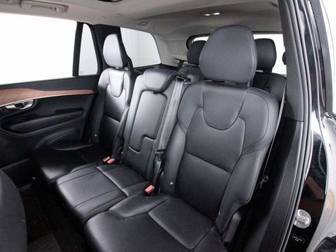 Certified 2023 Volvo XC90 B6 Plus w/ Protection Package Premier image 21