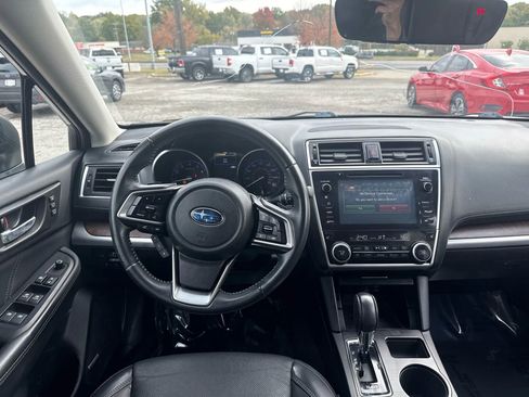 Used 2018 Subaru Outback 3.6R Limited image 13