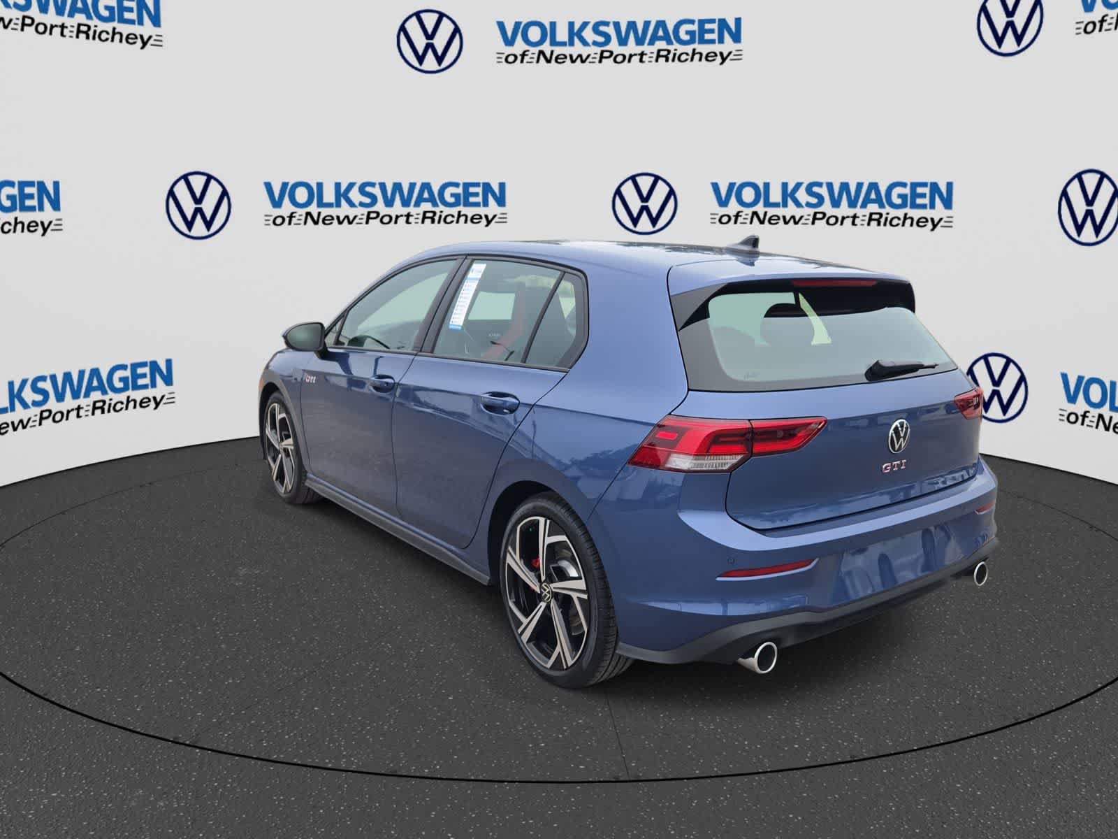 New 2026 Volkswagen GTI SE FWD image 6