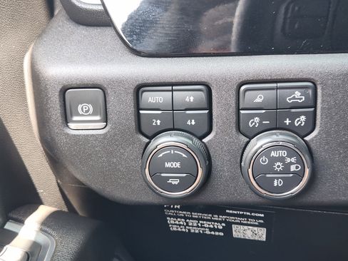 Used 2024 Chevrolet Silverado 2500 LTZ w/ LTZ Plus Package AWD/4WD image 22