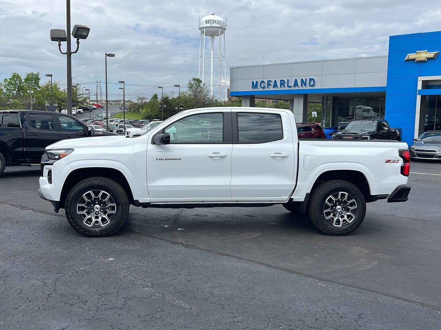 New 2026 Chevrolet Colorado Z71 w/ Technology Package AWD/4WD image 2