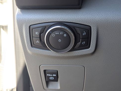 Used 2019 Ford F150 XL w/ Equipment Group 101A Mid AWD/4WD image 23