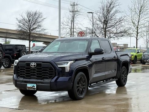 Used 2022 Toyota Tundra SR5 w/ TRD Sport Package image 7