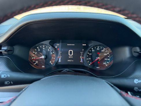 Used 2025 Jeep Compass Trailhawk AWD/4WD image 40