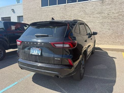 Used 2024 Ford Escape ST-Line w/ Tech Pack #1 AWD/4WD image 6