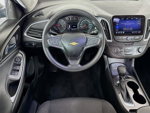 Used 2021 Chevrolet Malibu LS image 16