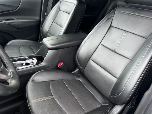 Used 2023 Chevrolet Equinox Premier image 11