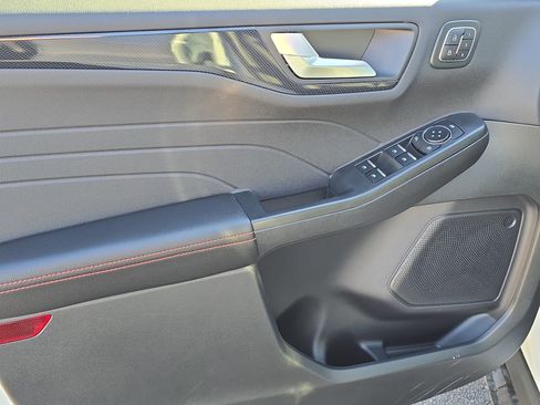 New 2026 Ford Escape ST-Line Elite w/ Equipment Group 501A image 9