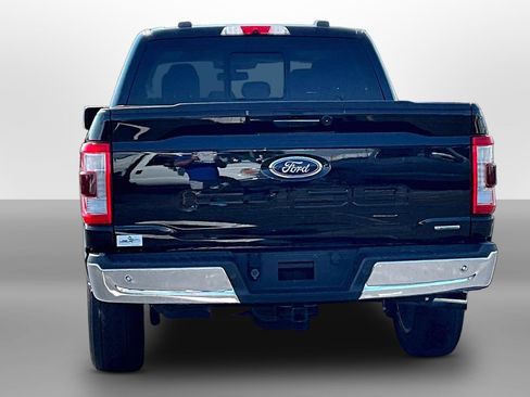 Used 2021 Ford F150 Lariat w/ Equipment Group 502A High AWD/4WD image 4