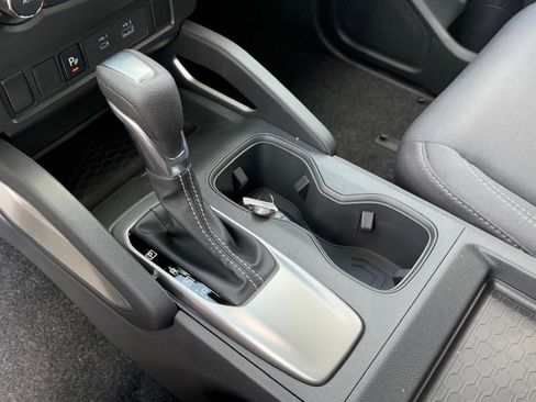 New 2025 Nissan Frontier SV image 10